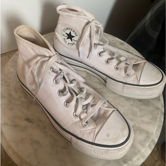 Converse High Top - Picture 2 of 4
